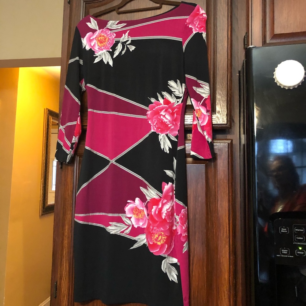 Dress - Picture 2 of 3